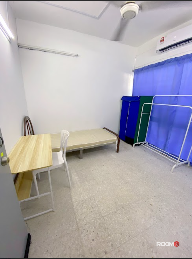 Zero Deposit Alert! 🚫💰 Snag the Limited Master Room with attached Toilet in Kelana Jaya SS2 Petaling Jaya now! 🛌🚿