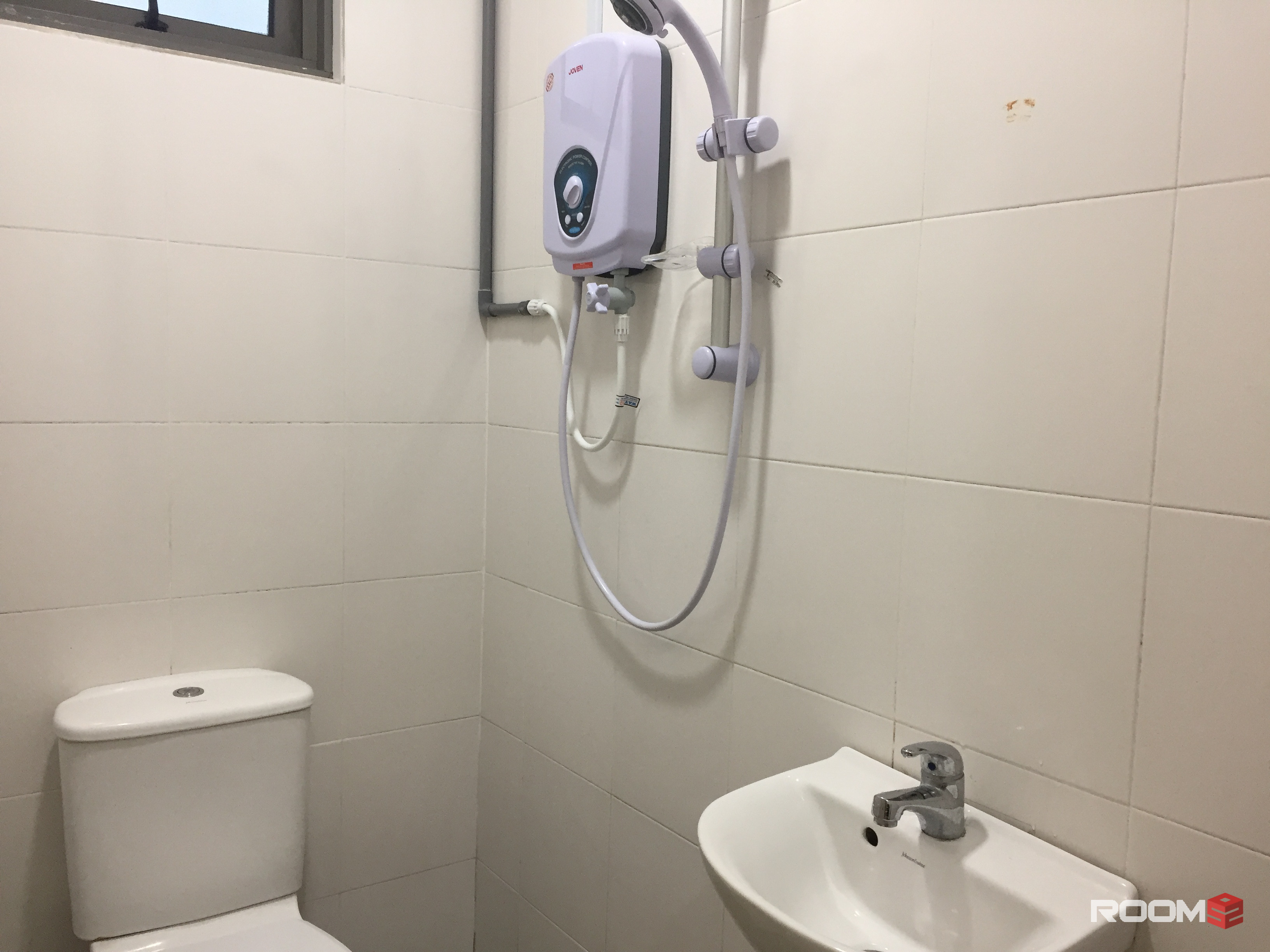 FEMALE ROOM ONLY, Sg Besi LRT Station, Lake Fields, TBS, Trillium