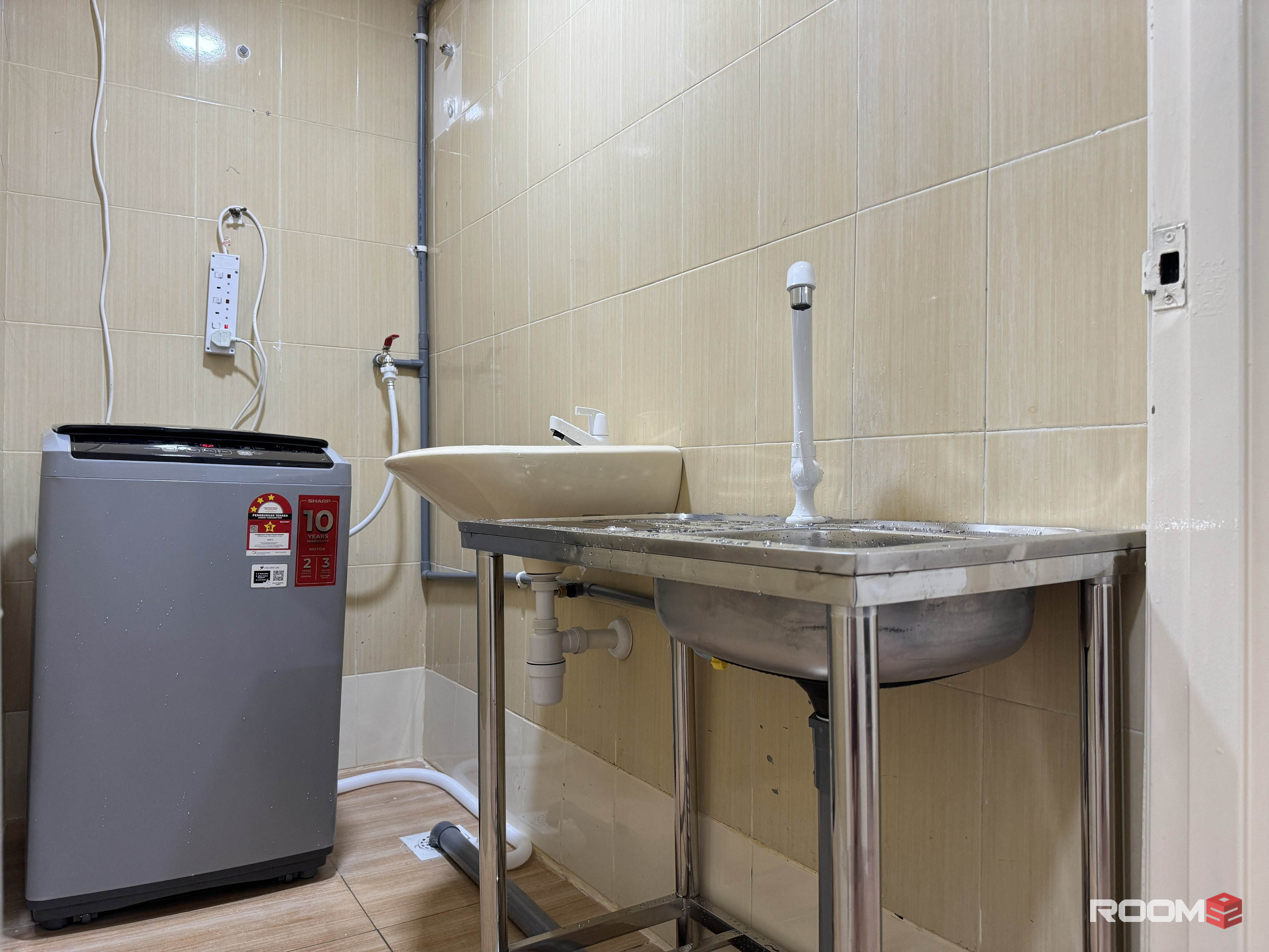 Maluri, Cheras, Velocity, Aeon Maluri 10 min to LRT Station