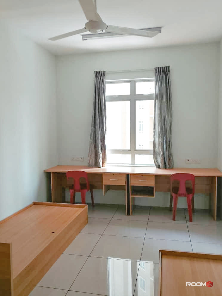 Walking distance to MMU University (Ixora Apartment) - Female Friendly Units