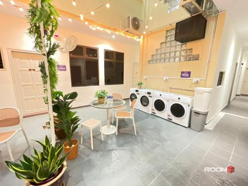 Fully Furnished Co-Living Room at Chow Kit to Rent