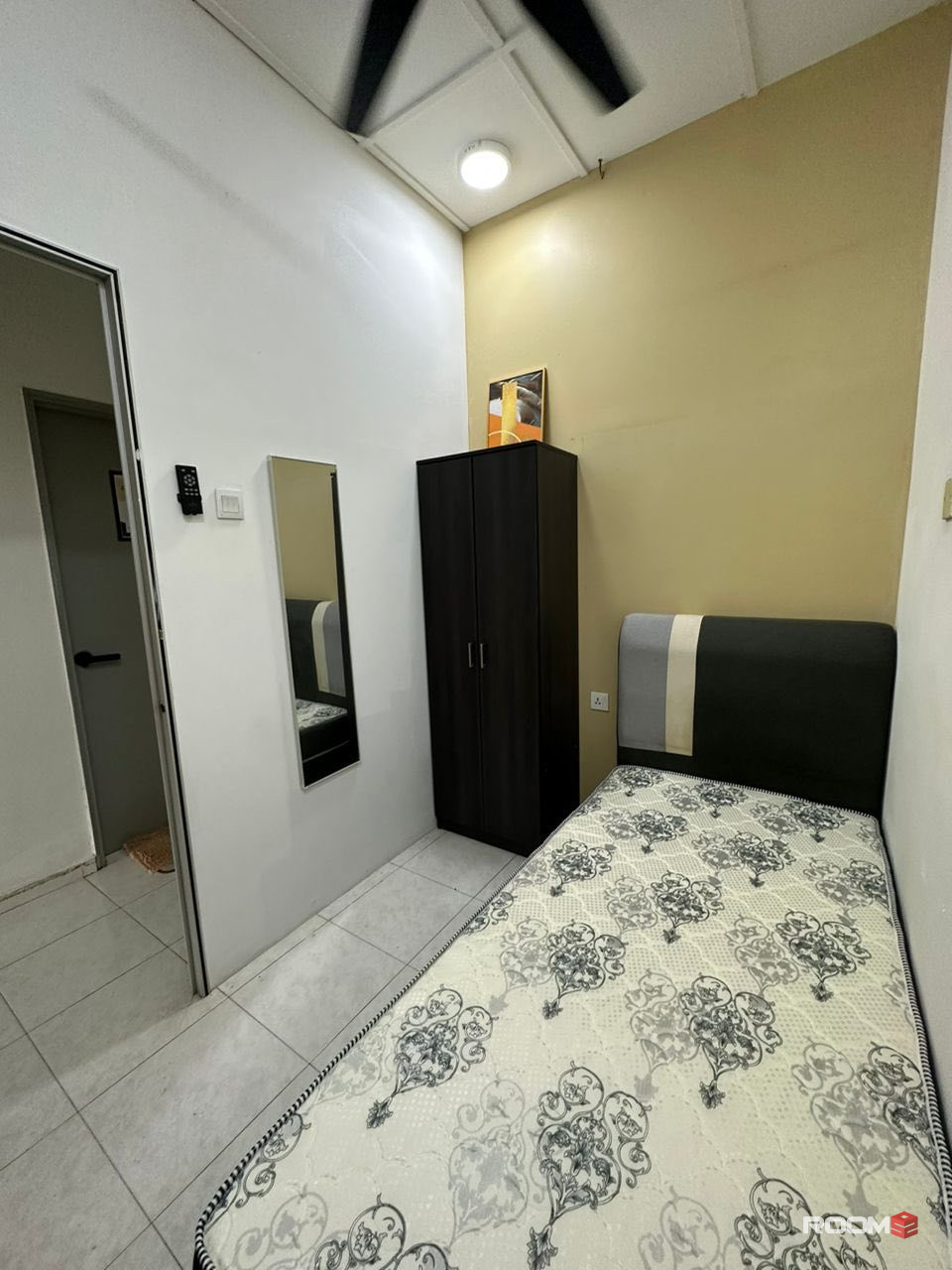 Jalan indah @ Bukit indah / room for rent / RM450 / near Nusajaya / Medini / nusa bestari / skudai