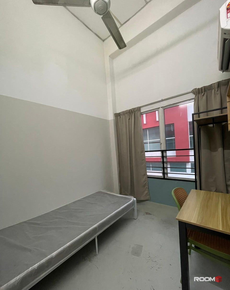 Zero Deposit✅ 🤩SINGLE Room at Kota Kemuning 🤩 Room Near to Columbia Asia Hospital 🚝