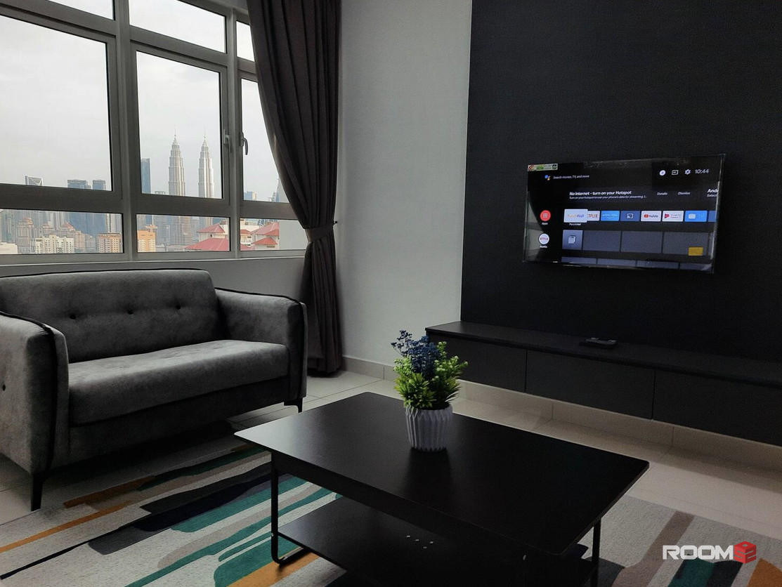 Move in Immediately💨 Comfy middle room for rent near by setia city mall, setia taipan , top glove & SCCC