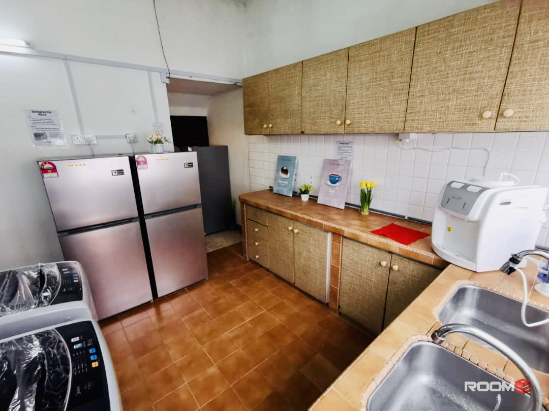 Zero Deposit! Single Room For Rent in SS2 Petaling Jaya Near Seksyen 17