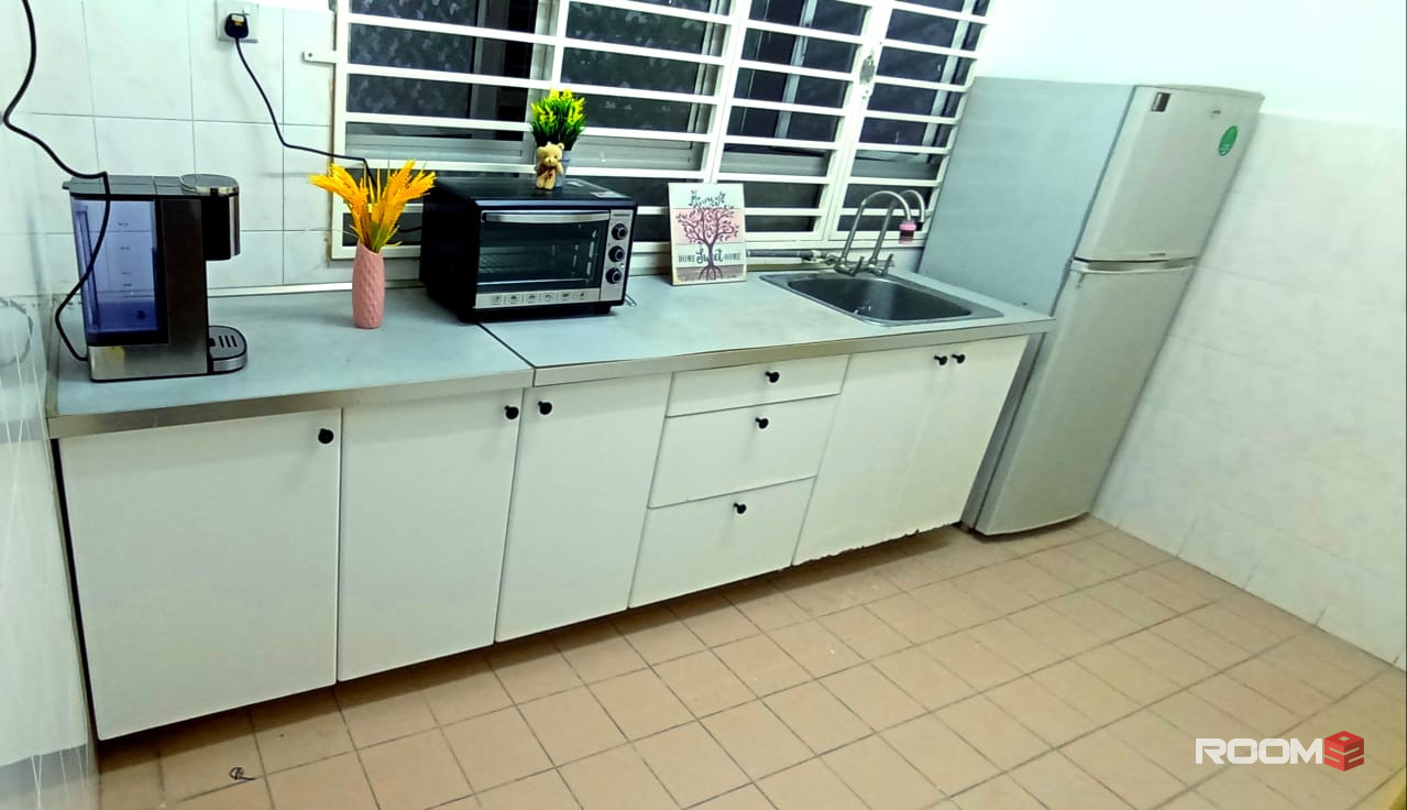 🏡MOST SOUGHT AFTER ROOM!🥰PREMIUM QUEEN SUITE!