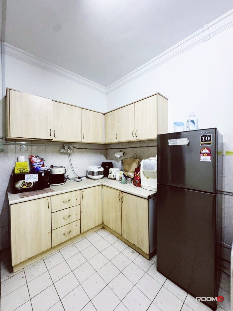 📍 Bandar Utama / Petaling Jaya 💰 Affordable Monthly Rental 🛏 Room Available 🧳 Fully Furnished 🚿 Immediate Move-in