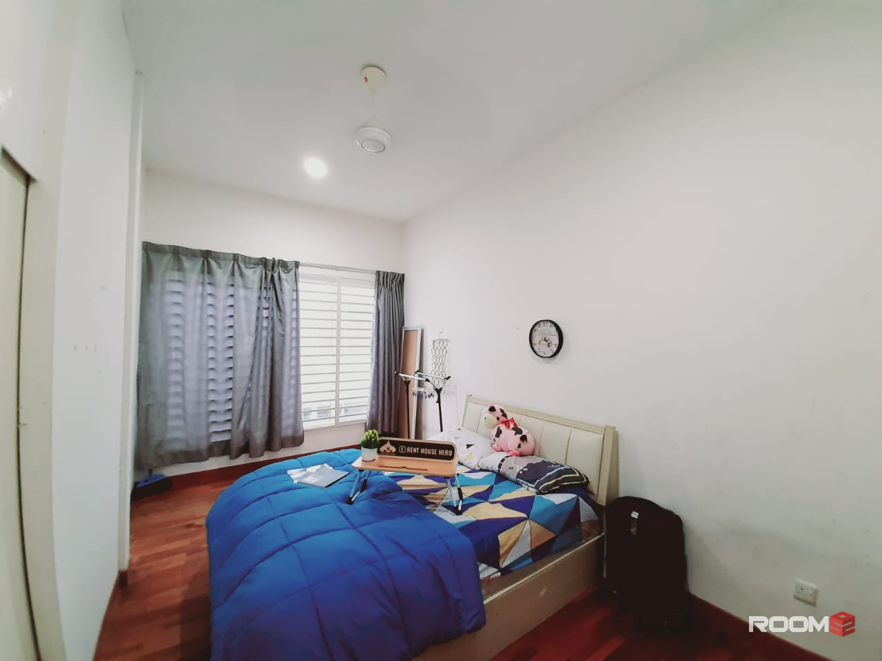 Middle Room at Bandar Mahkota Cheras, Cheras South 🌞 Bilik Sewa Cheras {PRIVACY 😎, Near MRT BTHO} Sunstone Villa, BMC,