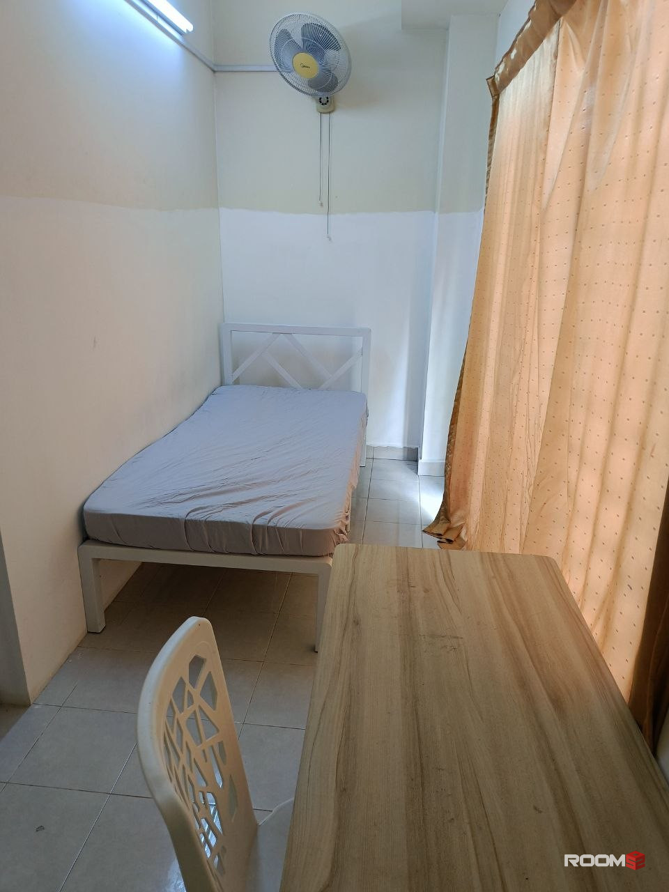 10Mins🚶‍♂️to Columbia Asia Hospital | Private Middle Room Kota Kemuning✨ Easy Move in🗝️