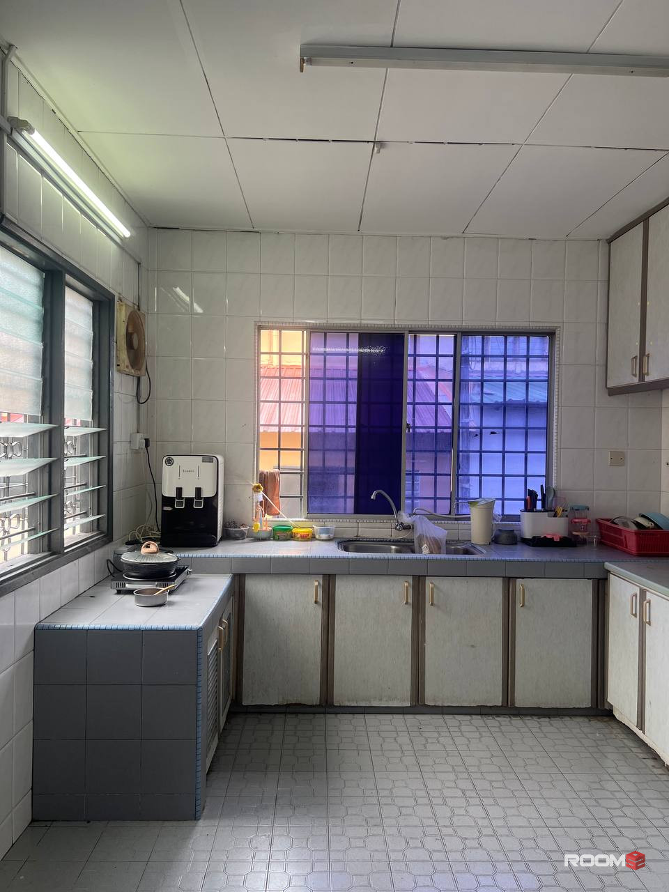 🚶‍♂️6 Mins to LRT Taman Bahagia💥FREE Deposit Single Room For Rent in Petaling Jaya