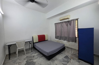 PROMO✨Private Room with Air-cond in Jalan Tempua, Puchong with High Speed WIFI📶