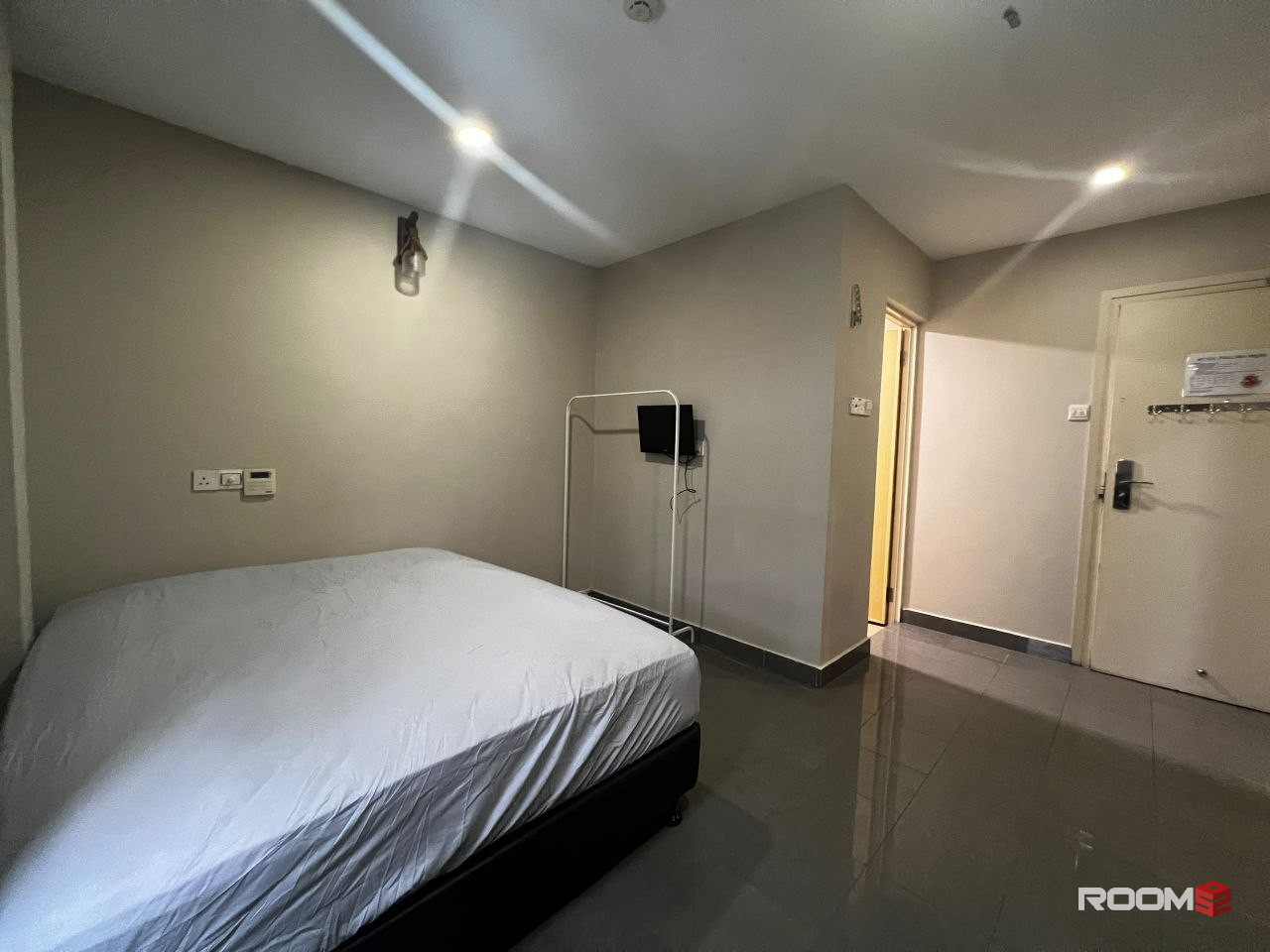 🏡 Paloma Inn | Room For Rent | ZERO DEPOSIT | Near LRT and Monorail Hang Tuah