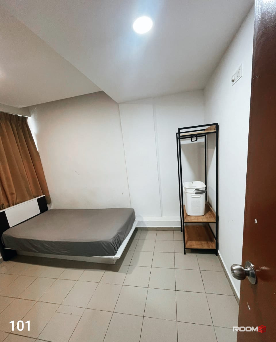 CNY PROMOTION🎈 CONVENIENT PREMIUM ROOM 🌟 2 MIN WALK TO MRT SERDANG JAYA📌