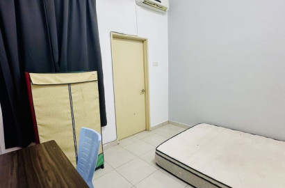 Bandar 16 Sierra Landed Room For Rent
