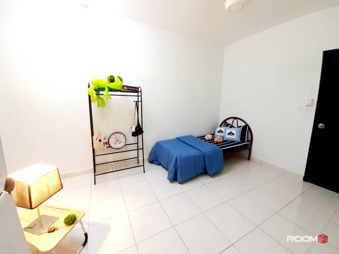 Middle Room at Bangi Avenue, Bangi, Bilik Sewa Bangi [🔥 👉 𝑭𝑶𝑹 𝑭𝑬𝑴𝑨𝑳𝑬, 30% off] Bangi Avenue, Agensi Nuklear