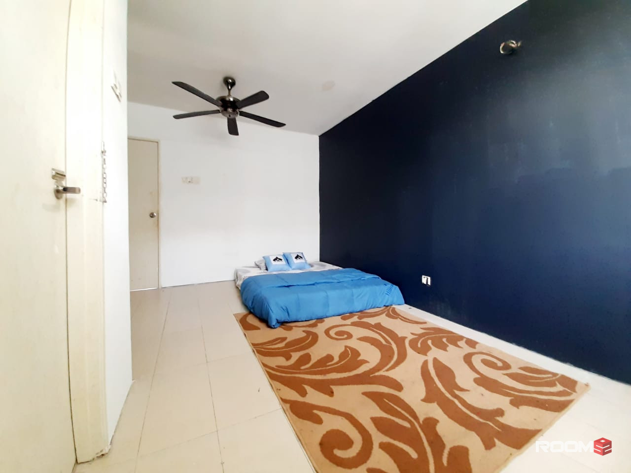 Bilik Sewa Medium Balakong,Tmn Mesra Utama📣[PRIVATE ROOM] 🚀 Near To 🚊 Serdang KTM, 🏘Taming Jaya,🏫 UTAR🎓 C180, The