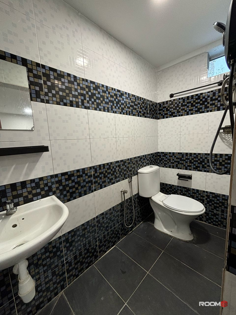 UPM 📌 APU 📌 LOW DEPOSIT FOR STUDENT 🌟 PRIVATE BATHROOM ✅