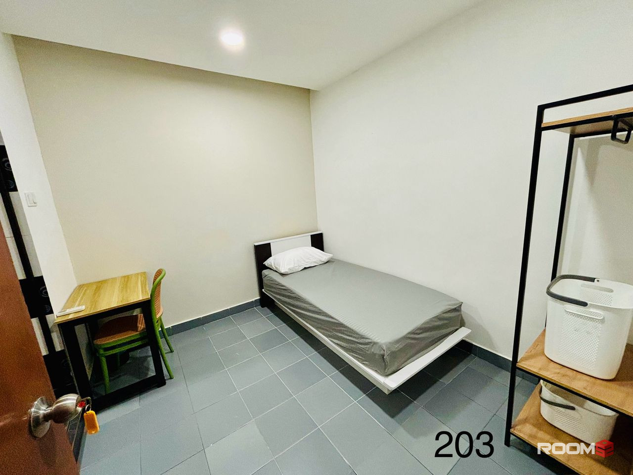 UPM / APU STUDENT PROMOTION❗🌟. LOW AS RM 300 0 DEPOSIT✅. PRIVATE BATHROOM 🤩