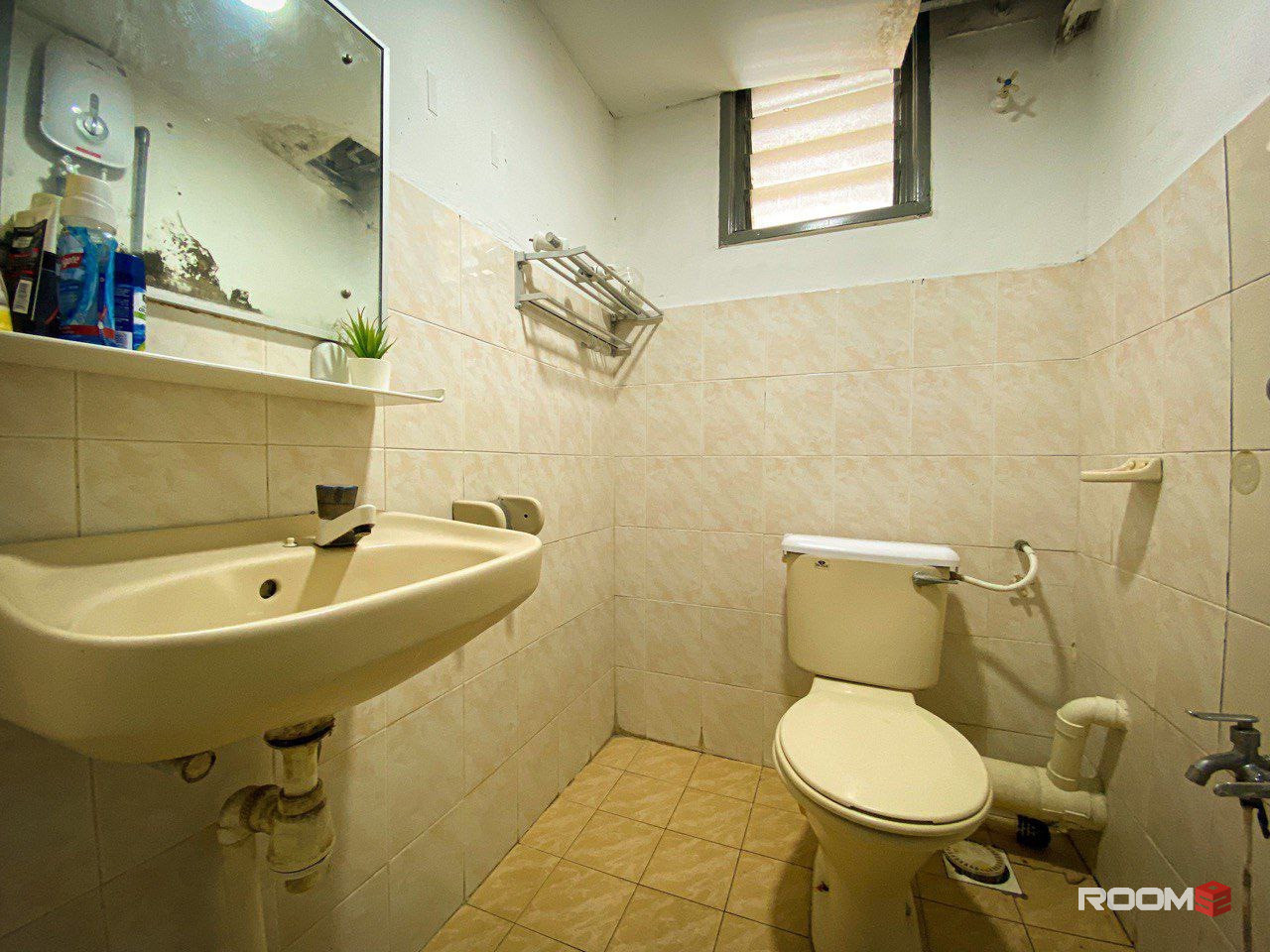 Middle Room, Vista Pinggiran, Seri Kembangan
