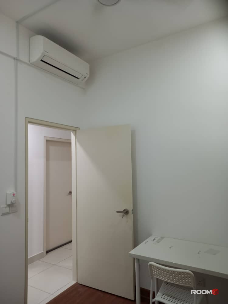 greenfield residence bandar sunway small room fully furnish