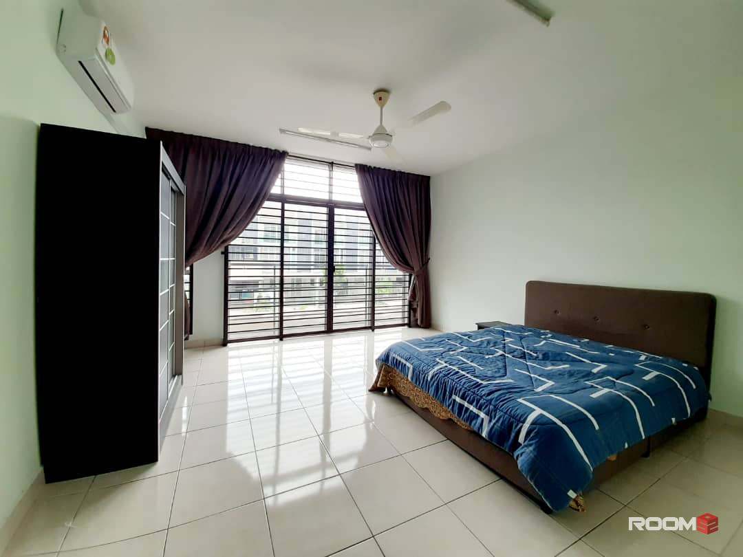 Master Room at Bangi Avenue, Bangi, Bilik Sewa Bangi [𝐅𝐑𝐄𝐄 𝐖𝐢𝐟𝐢 🔥 👉Non- Sharing] Bangi Avenue/ Lama, UKM, CS