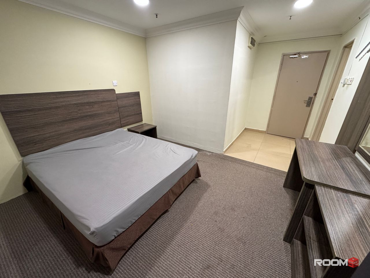 🔥HOT LIMITED Unit🔥Prime Location Master Room with Private Bathroom Opposite of Berjaya Times Square & Lalaport 🛏️