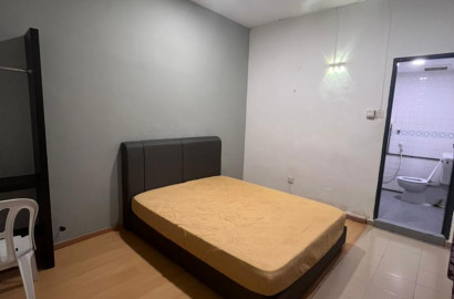 📍10 min to CIQ..6 min walk to KSL🚶‍♀️-Cozy, Fully furnished, zero deposit room available for rent🤗🔥
