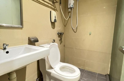 Middle Room at Bandar Puchong Jaya, Puchong