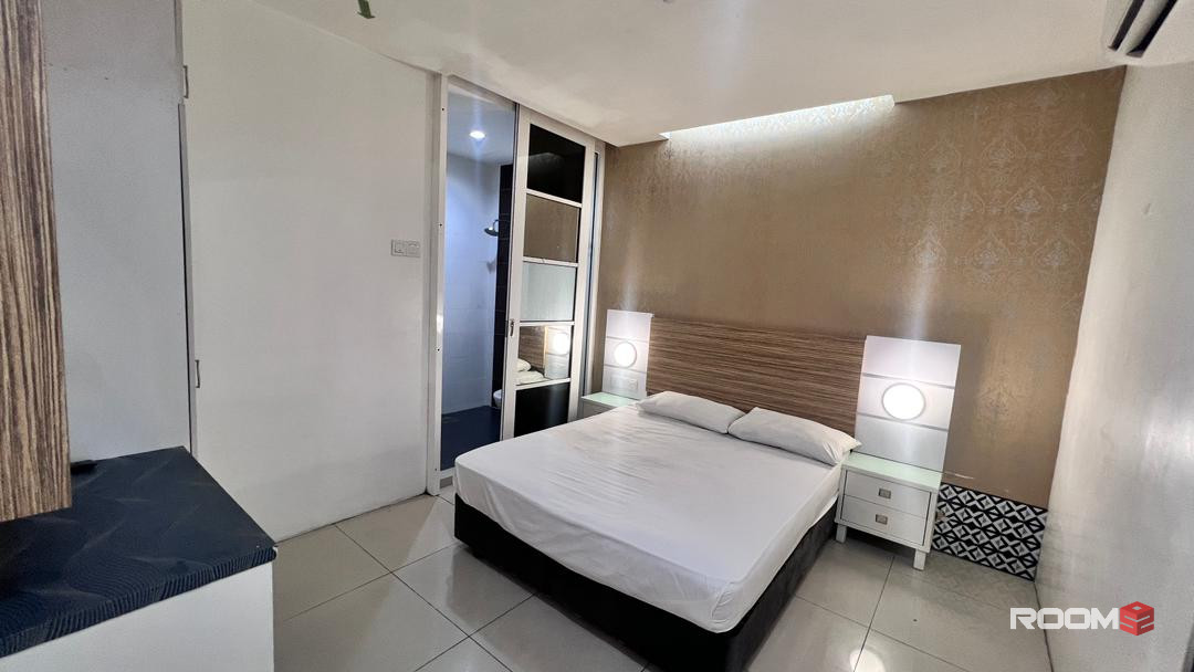 Zero Deposit Offer ❗ 8 mins to MRT Surian 🚶🏼 Room attach Private 🚽 Kota Damansara