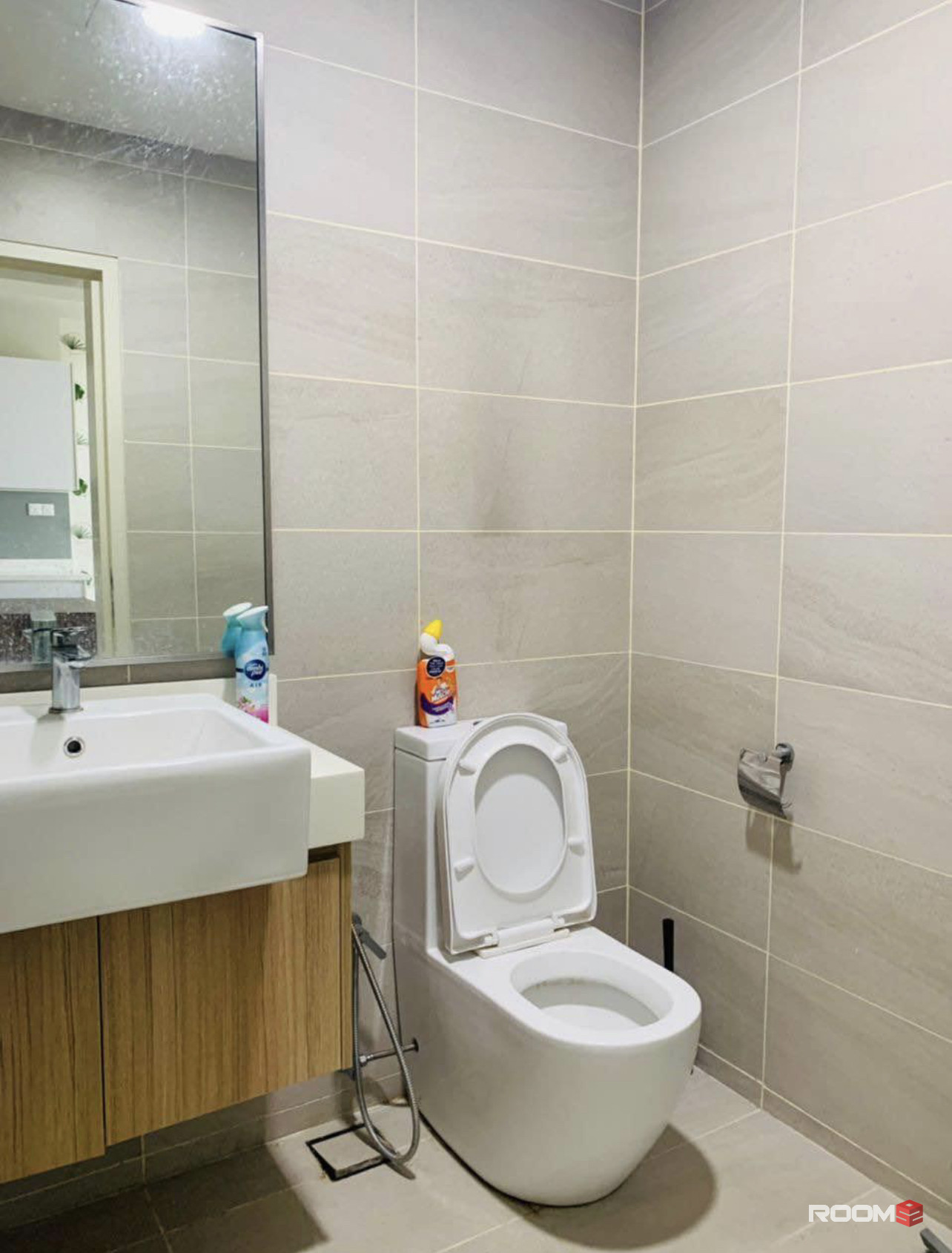 Fully Furnished Studio Unit For Rent At Third Avenue Condo