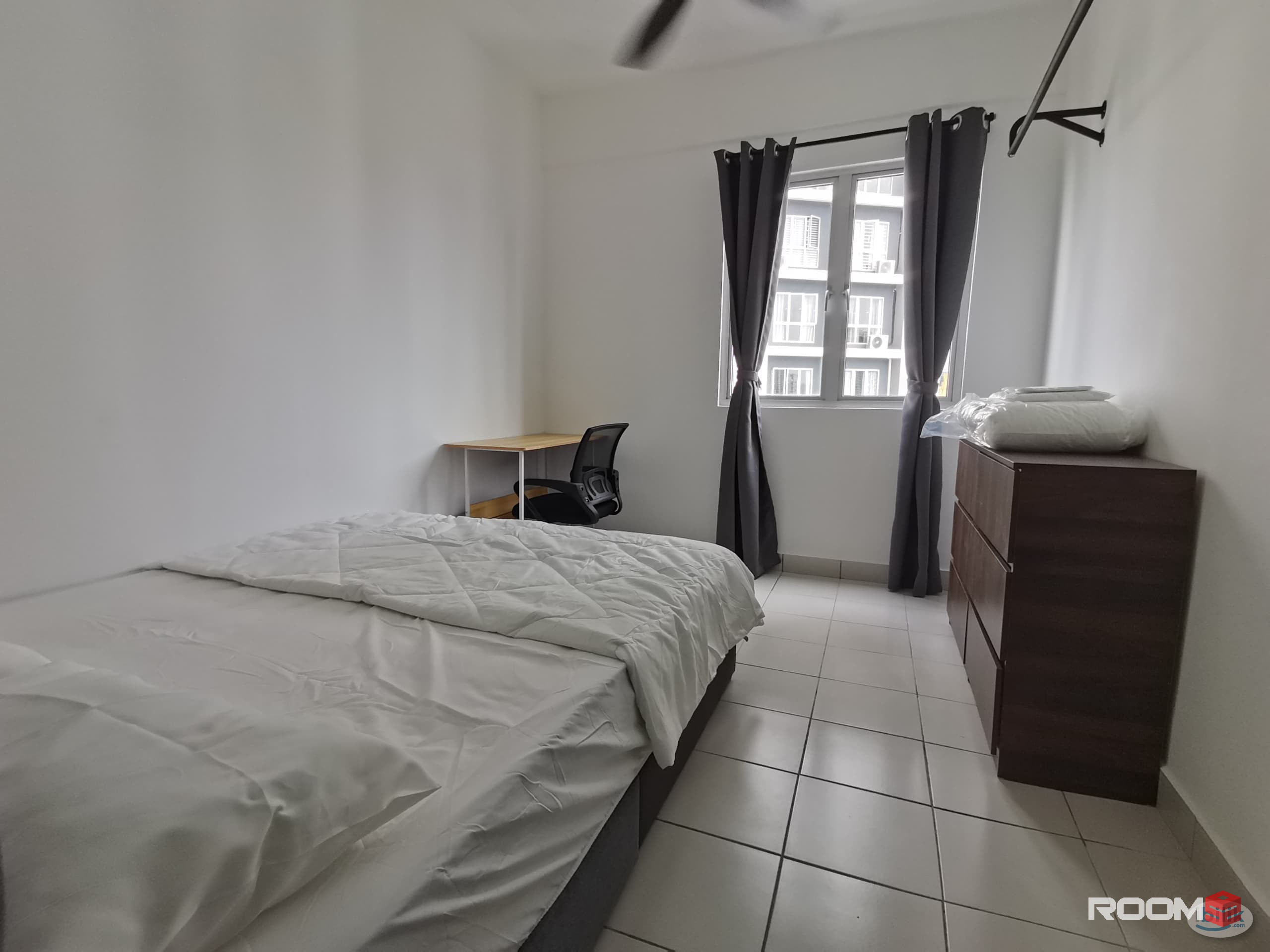 Middle Room at Bandar Puchong Jaya, Puchong