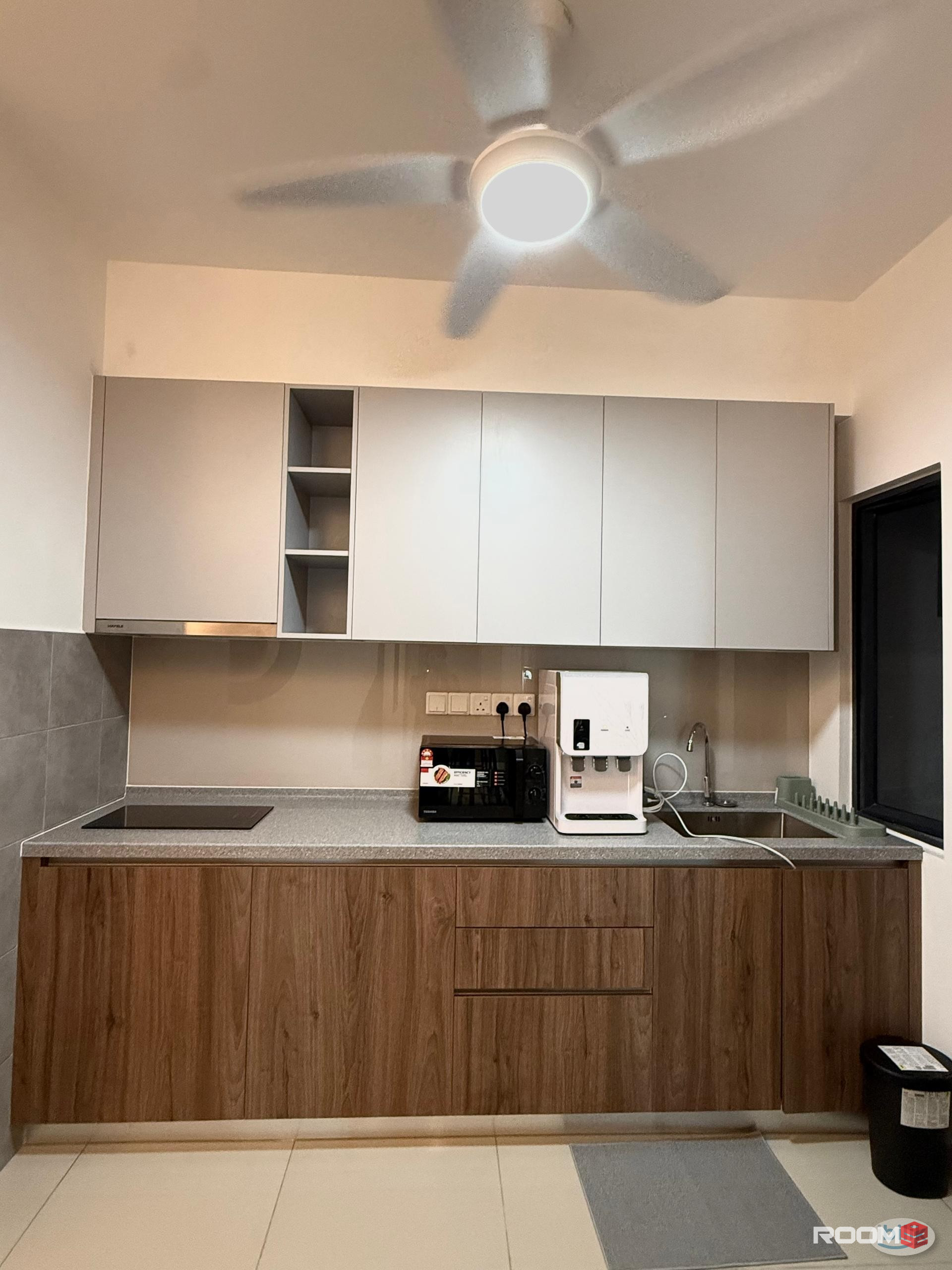 Middle Room at Pusat Bandar Puchong, Puchong