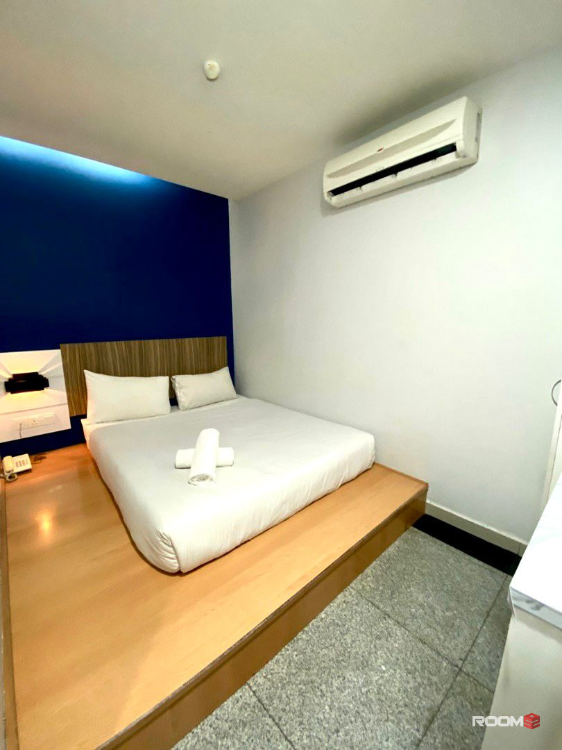 "Experience Luxury Living at SS15, Petaling Jaya! 🏠✨ Master Room with Zero Deposit 🛏️🪑