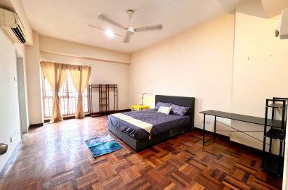Middle Room at Bandar Sungai Long, Kajang 👉 Bilik Sewa Sg Long {𝑴𝒂𝒔𝒕𝒆𝒓} at 𝐔𝐓𝐀𝐑, Permata Residence, BMC (MRT