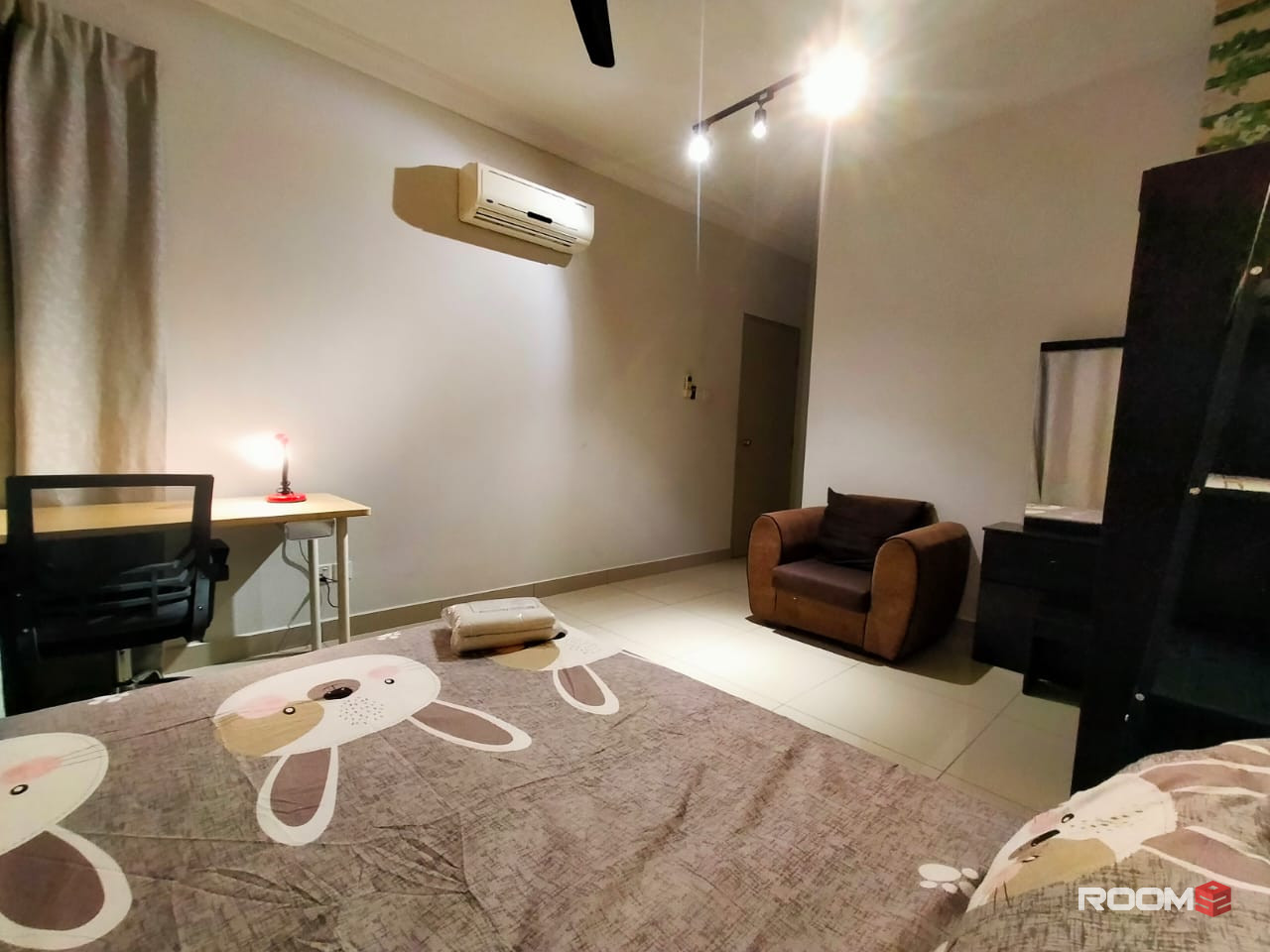 Ara Damansara -Pacific Place @ 👩Female Unit - Master Room + Near LRT