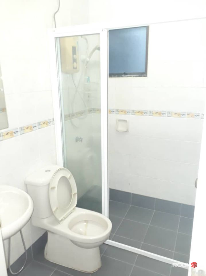 SINGLE BEDROOM AT PELANGI UTAMA CONSO