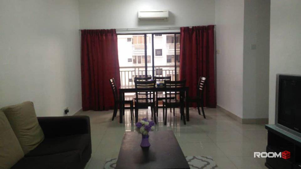 FEMALE MASTERBED AVAILABLE AT PELANGI UTAMA CONDO