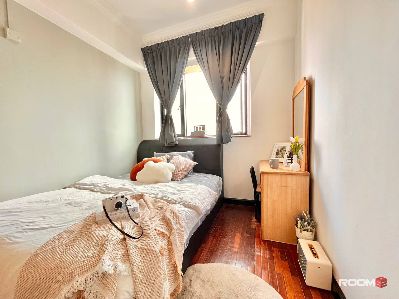 "🛌 Affordable Rooms Just Steps Away from Public Transport! 🚍 Near LRT PWTC 🛍️🥰