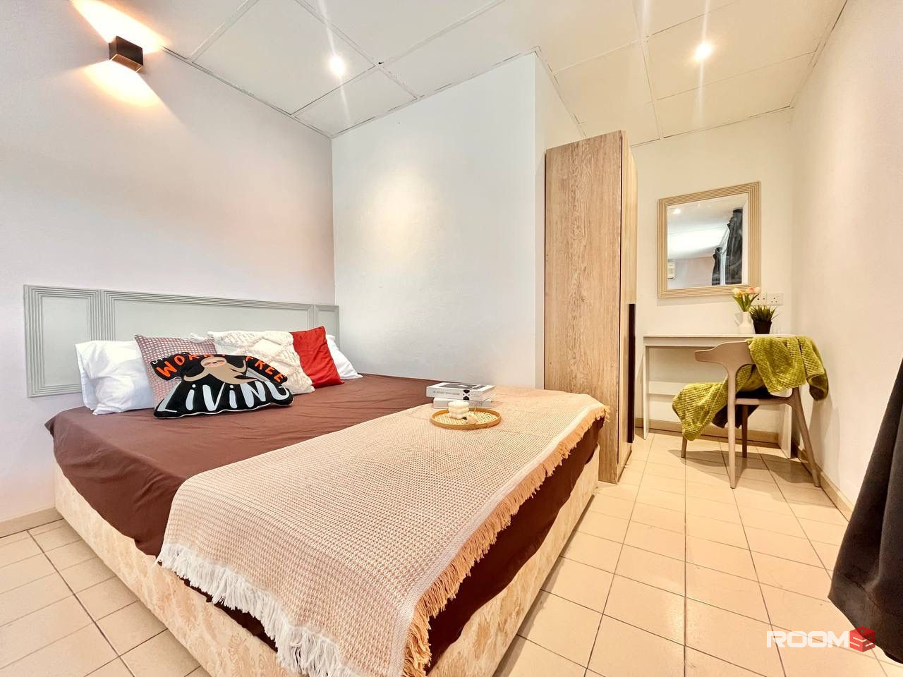 Offer ❗ Room attach with Private Toilet ⚡Uptown Damansara Utama 🚂 LRT Kayu Ara, Bandar Utama