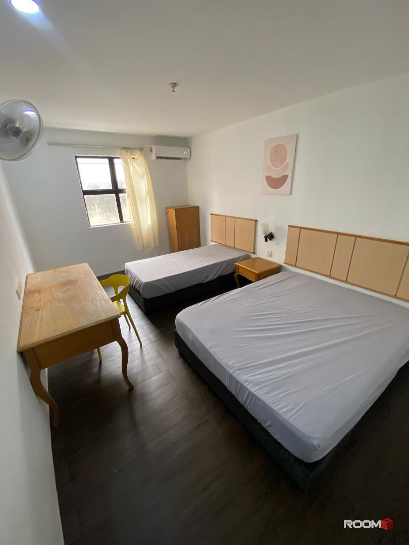 Walk to IOI Mall & LRT! Fully Furnished Co-Living Room @ Puchong Jaya 🚆 (Zero Deposit!)
