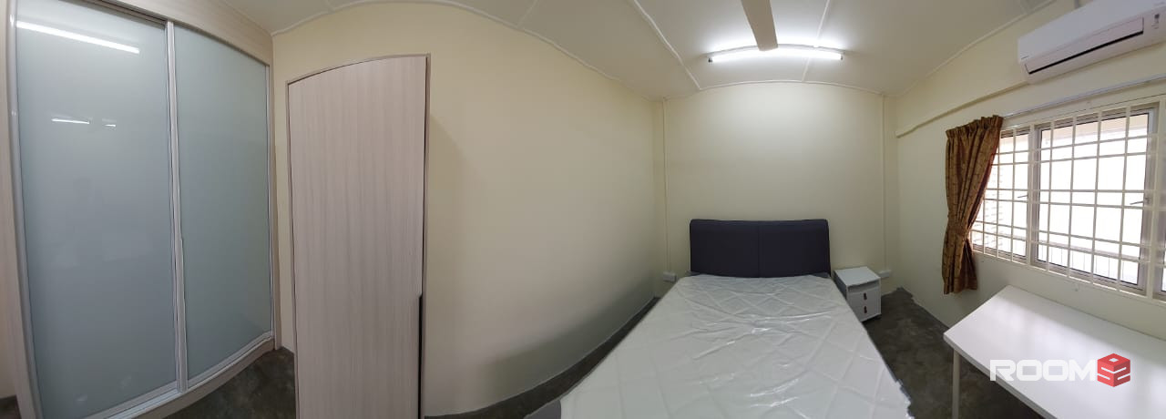 New renovated Middle Rooms, Fully Furnished, walk to LRT Taman Paramount station