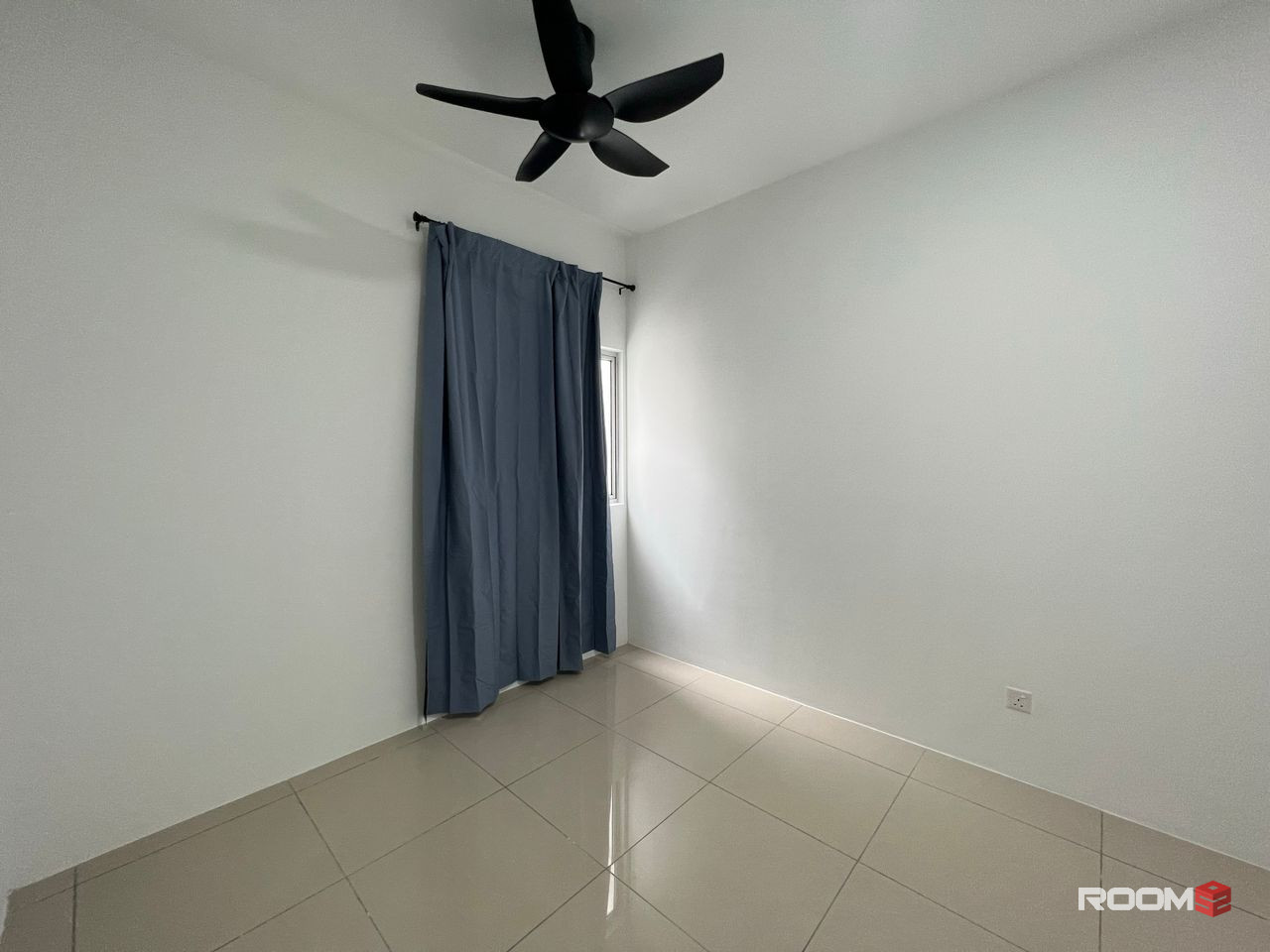 Big Medium Room, UTILITIES INCLUDED, Semarak, Splendor, 3mins to KLCC