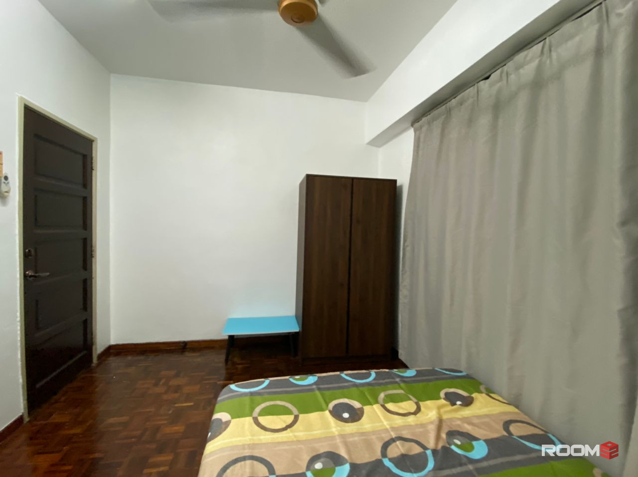 KELANA PUTERI CONDO – middle room (RM480)