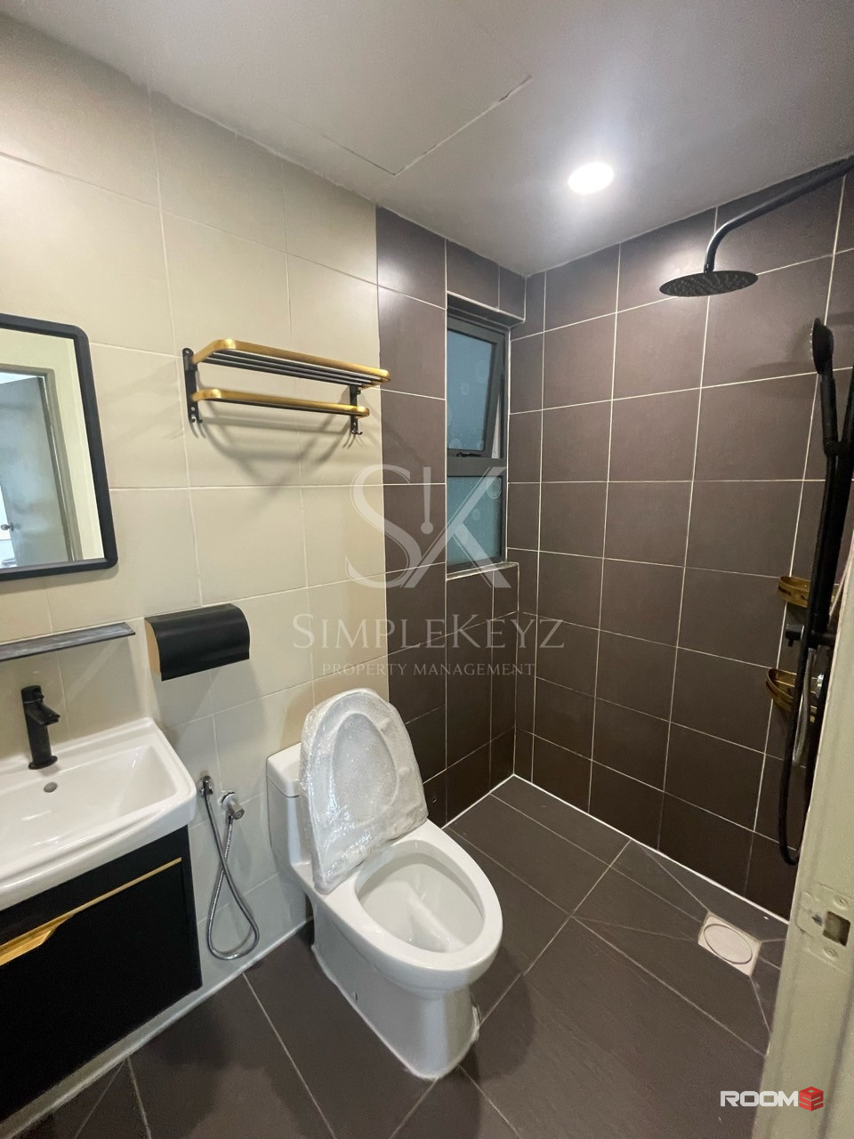 DK Senza Medium Room for Rent [Taylor's University Malaysia Students]