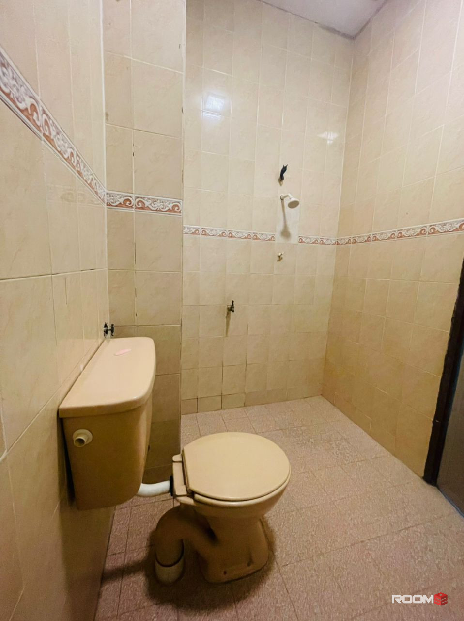 Single Room at Taman Bukit Serdang [🌟👉 𝟏 𝐁𝐔𝐋𝐀𝐍 Deposit] Seri Kembangan Bilik Sewa Seri Kembangan [LRT/ MRT/ KTM]