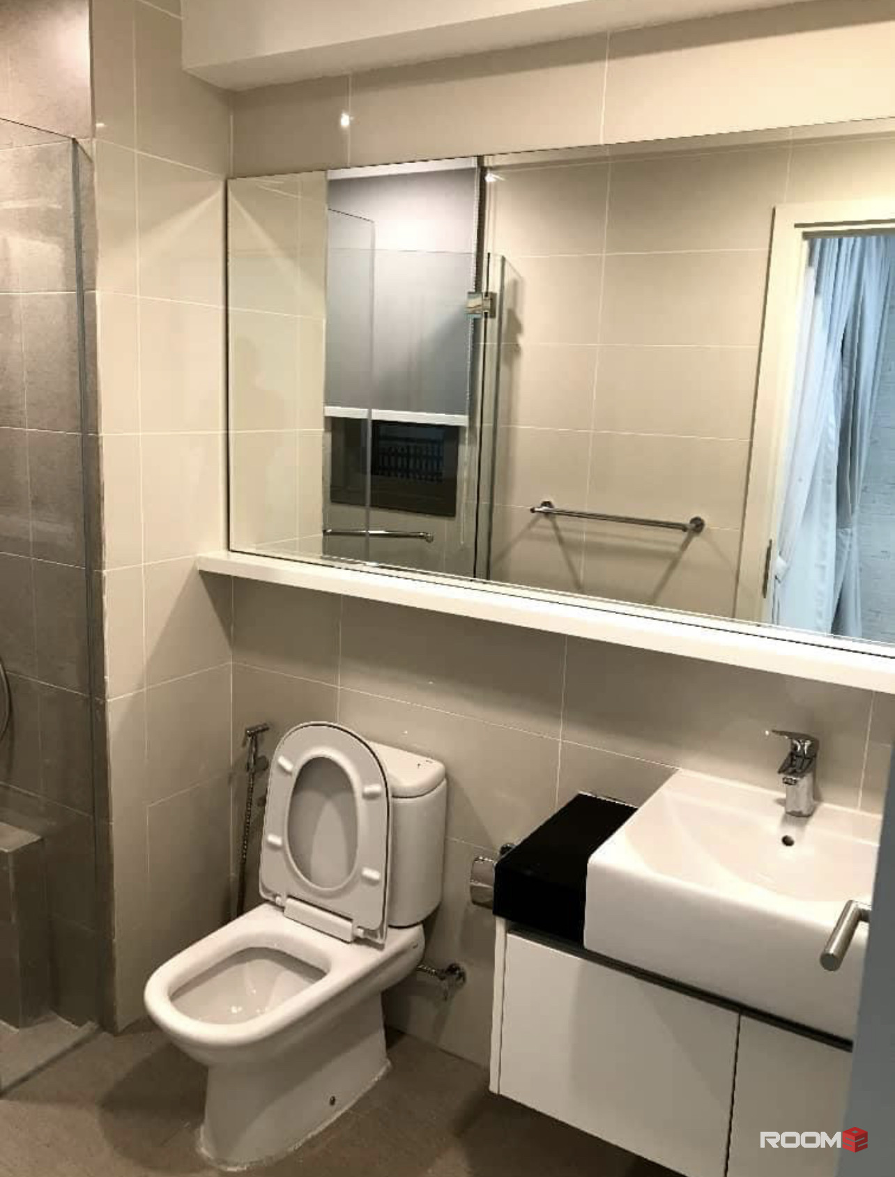 Studio Fully Furnished Unit For Rent At Tri Tower Residence
