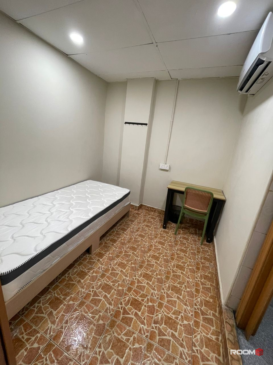 🏡SINGLE BED WITH BATHROOM🏡🚄WALKING DISTANCE TO KL SENTRAL🚄