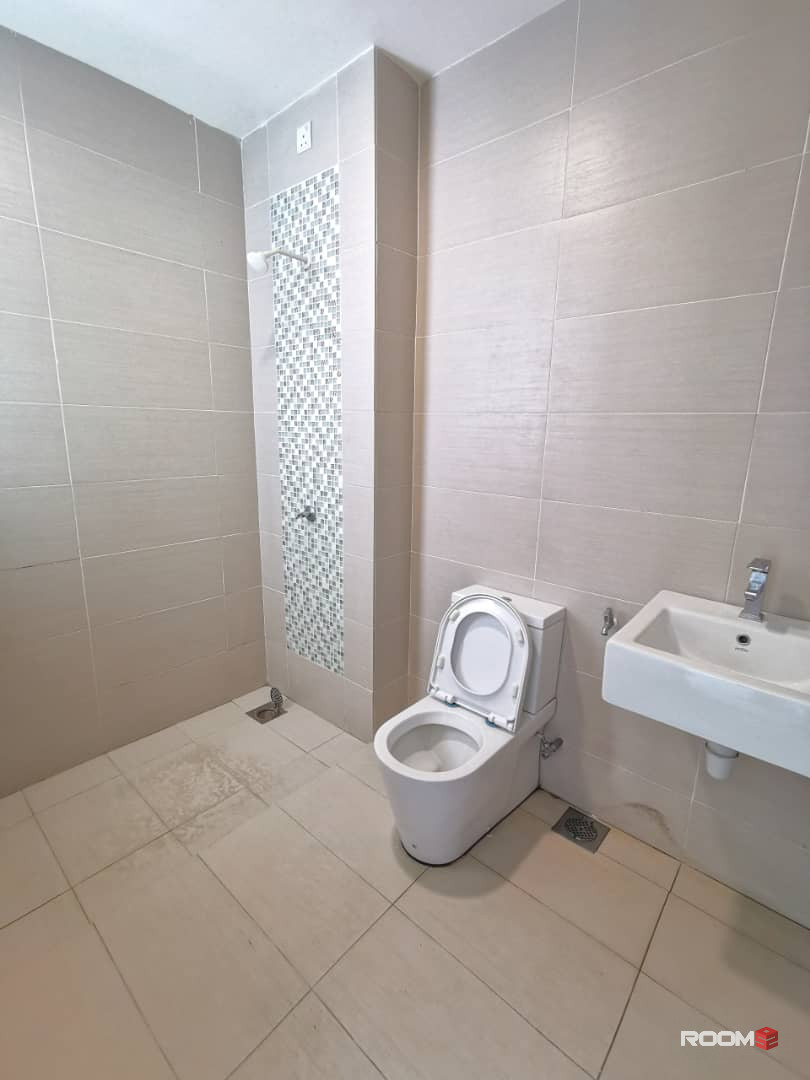 Single Room at Bandar Sri Sendayan, Sendayan, Bilik Sewa Seremban [ 🔥 👉 𝐍𝐨𝐧-𝐬𝐡𝐚𝐫𝐢𝐧𝐠] Sendayan, Ara Sendayan,