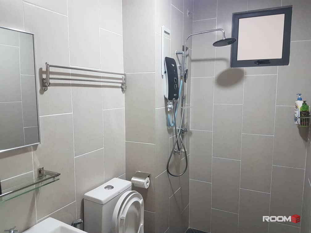 Medium Room at The Andes, Bukit Jalil (Inclusive of UTILITIES & WIFI)  *Move in JAN 2025*