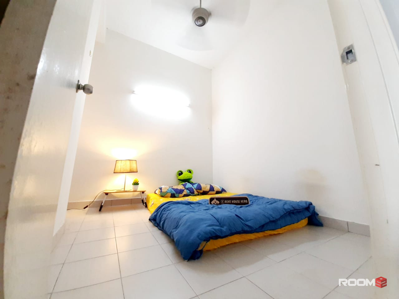 Middle Room at Puchong, Bilik Sewa Puchong [𝑷𝑹𝑰𝑽𝑨𝑪𝒀 😍, FREE Utility] Abadi Height, Kg Pulau Meranti, Bkt Puchong
